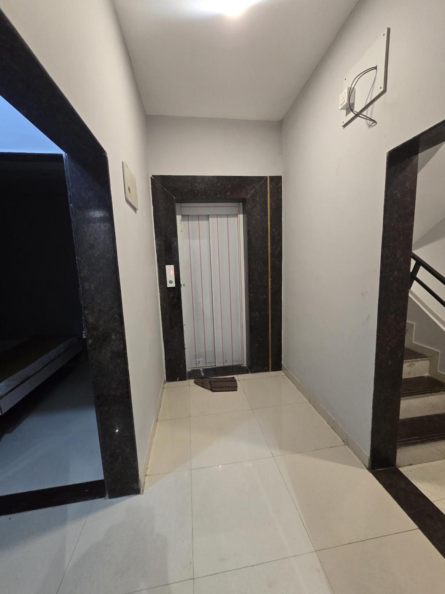 Vivanta Inn Lodge, Solapur Sholapur Exterior foto